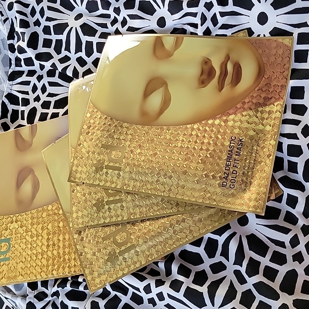ID.AZ 😚 DERMASTIC GOLD MASKS